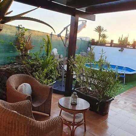 2 Bedrooms House With Sea View Private Pool And Enclosed Garden At Tinajo Tinajo